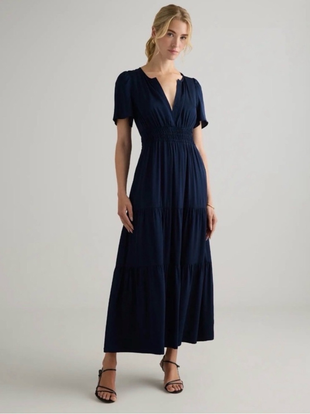 NWT Quince Washable Stretch Silk Tiered Maxi Dress in Navy Mesium